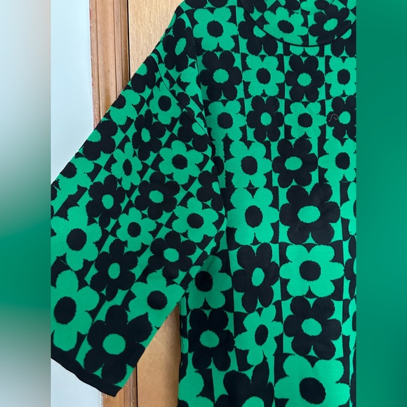 FARM Rio Green Lovedaisy Floral Knit Dress - Picture 7 of 7